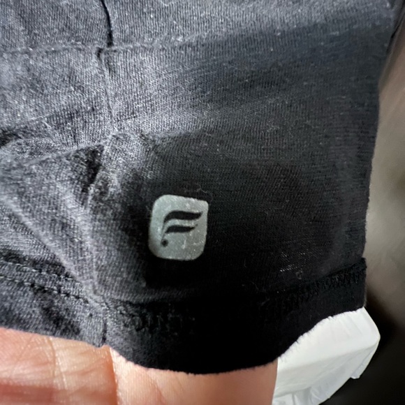 Fabletics Twist Long Sleeve - Picture 4 of 4